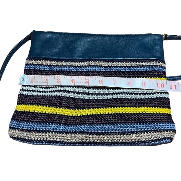 THE SAK COLLECTIVE Leather Trim Crochet Body Crossbody Bag Multi Pocket - Picture 7 of 11
